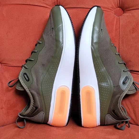 Nike Air Max Dia Medium Olive Women's Size 7.5 - Picture 9 of 12